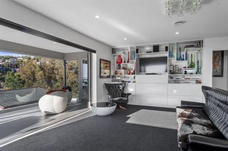 Photo of property in 103 Mount Pleasant Road, Mount Pleasant, Christchurch, 8081