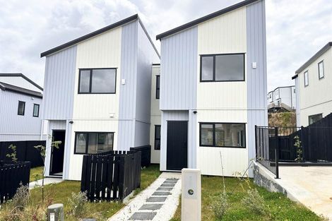 Photo of property in 49b Crestview Rise, Papakura, 2110