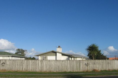 Photo of property in 81 Collins Road, Melville, Hamilton, 3206