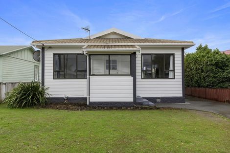 Photo of property in 79 Randwick Crescent, Moera, Lower Hutt, 5010