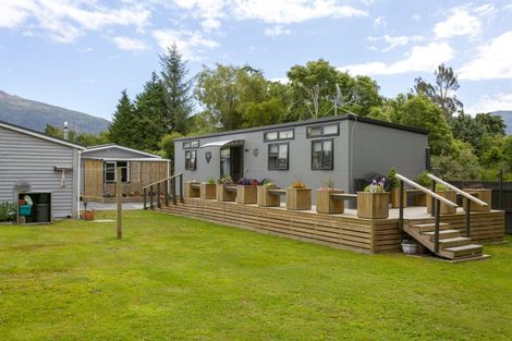 Photo of property in 38 Tongariro Road, Turangi, 3334