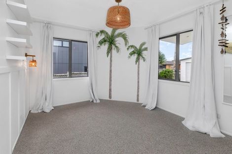 Photo of property in 237 One Tree Point Road, One Tree Point, 0118