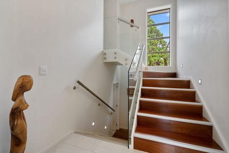 Photo of property in 4 William Street, Highlands Park, New Plymouth, 4312