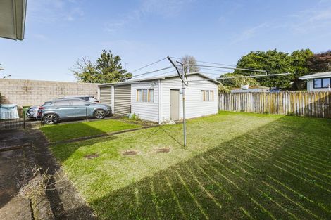 Photo of property in 383 Great South Road, Opaheke, Papakura, 2113