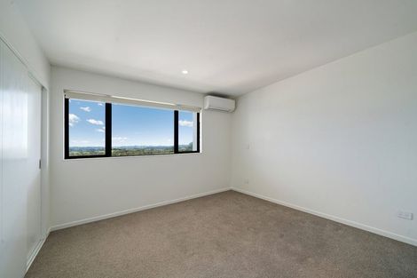 Photo of property in 5 Mataitai Road, Hobsonville, Auckland, 0618