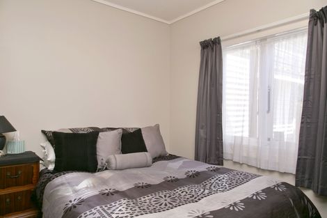 Photo of property in 17 Waitahanui Avenue, Taupo, 3330