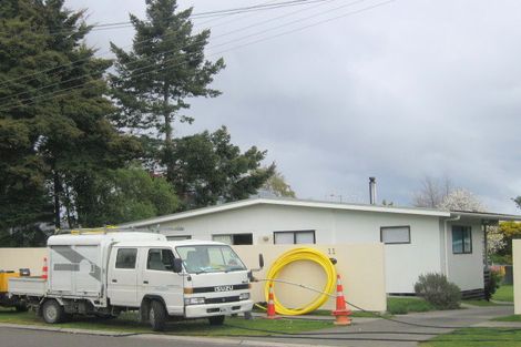 Photo of property in 11 Parata Street, Two Mile Bay, Taupo, 3330