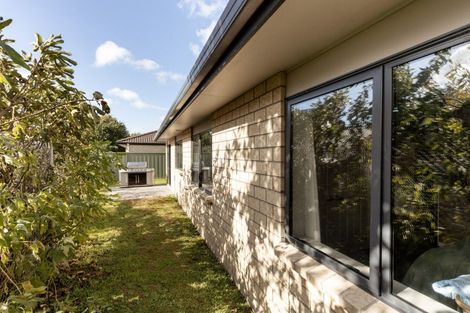 Photo of property in 3b Esmeralda Street, Welcome Bay, Tauranga, 3112