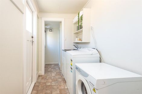 Photo of property in 17 Ensors Road, Opawa, Christchurch, 8023