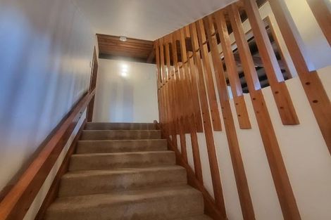 Photo of property in 7 Francis Bell Grove, Lowry Bay, Lower Hutt, 5013