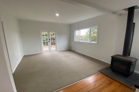 Photo of property in 98 Queens Road, Waikanae Beach, Waikanae, 5036