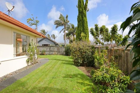 Photo of property in 32 Highfields Terrace, Henderson, Auckland, 0612