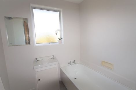 Photo of property in 22 Balmoral Street, Culverden, 7392