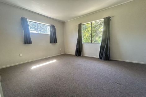 Photo of property in 1/21 Lowtherhurst Road, Massey, Auckland, 0614