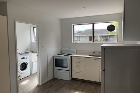 Photo of property in 2/32 Prestons Road, Redwood, Christchurch, 8051