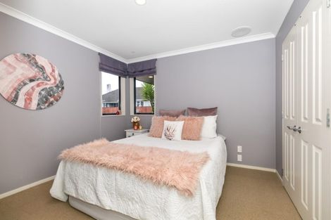 Photo of property in 1042a Heaphy Terrace, Fairfield, Hamilton, 3214
