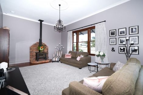 Photo of property in 1 Tamar Street, Rongotea, 4476