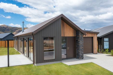 Photo of property in 38 Magnum Drive, Cromwell, 9310