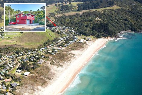 Photo of property in 54 Ocean Beach Road, Tairua, 3508