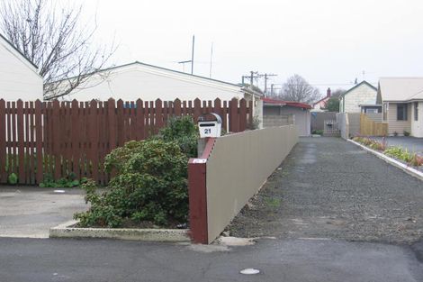Photo of property in 21 Bradshaw Street, South Dunedin, Dunedin, 9012