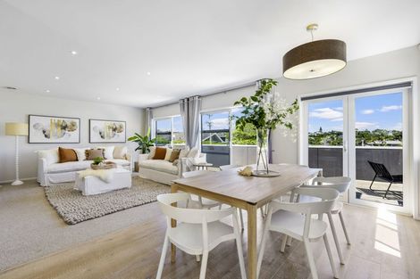 Photo of property in 69 De Luen Avenue, Tindalls Beach, Whangaparaoa, 0930