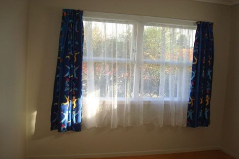 Photo of property in 43 Blease Street, New Lynn, Auckland, 0600