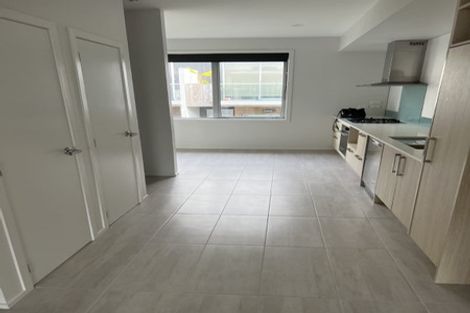 Photo of property in 6 Ceramic Lane, New Lynn, Auckland, 0600