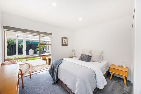 Photo of property in 18d Montgomery Terrace, Hokowhitu, Palmerston North, 4410