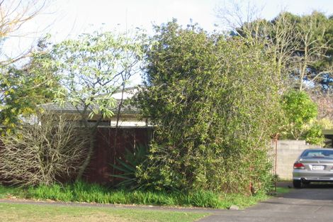 Photo of property in 55 Oakfield Crescent, Pukete, Hamilton, 3200