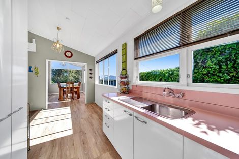 Photo of property in 509 Devon Street West, Blagdon, New Plymouth, 4310