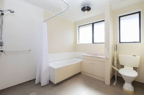 Photo of property in 2/361 Main South Road, Hornby, Christchurch, 8042