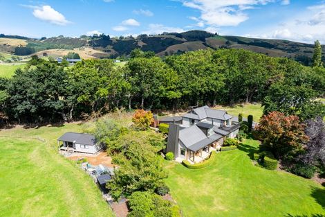 Photo of property in 320 Gladstone Road South, East Taieri, Mosgiel, 9092