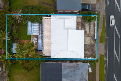 Photo of property in 214a Edmonton Road, Te Atatu South, Auckland, 0610