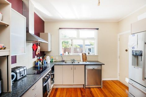 Photo of property in 859 Main Street, Roslyn, Palmerston North, 4414