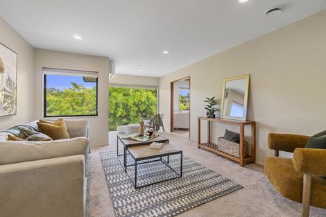 Photo of property in 5 Mizen Court, Torbay, Auckland, 0630