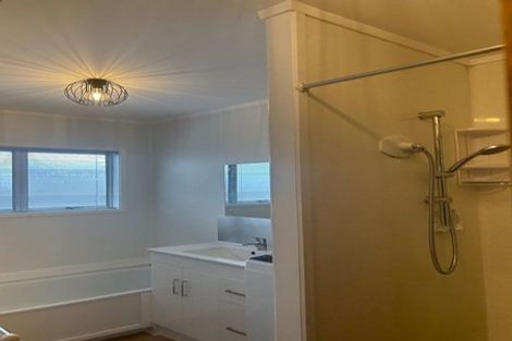 Photo of property in 40 Tiraumea Drive, Pakuranga, Auckland, 2010