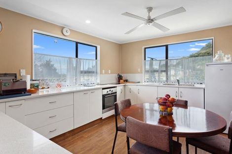 Photo of property in 2 Pioneer Place, Matata, Whakatane, 3194