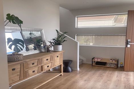 Photo of property in 35b Deanna Drive, West Harbour, Auckland, 0618