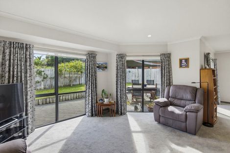 Photo of property in 14 Sunburst Court, Paraparaumu Beach, Paraparaumu, 5032