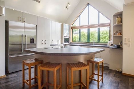 Photo of property in 86 Pahiatua Street, Hokowhitu, Palmerston North, 4410