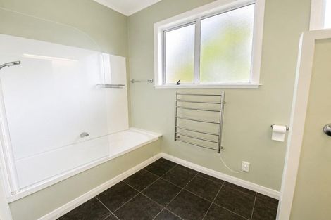 Photo of property in 6 Clovelly Street, Brooklands, New Plymouth, 4310