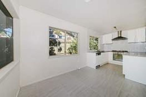 Photo of property in 66e Woodglen Road, Glen Eden, Auckland, 0602