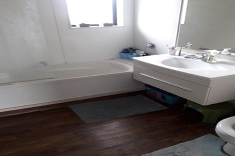 Photo of property in 990a Tremaine Avenue, Roslyn, Palmerston North, 4414