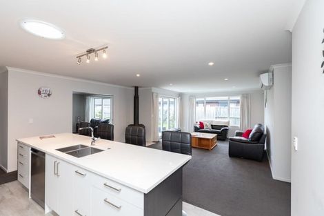 Photo of property in 5 Trauzer Place, Flagstaff, Hamilton, 3210