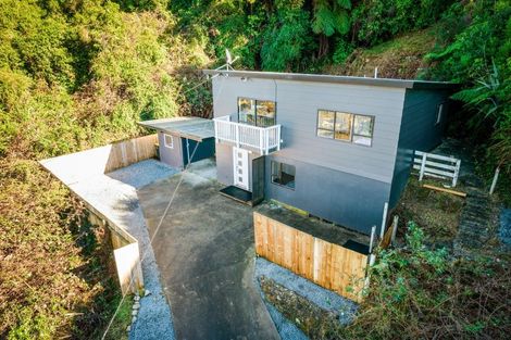 Photo of property in 37 Mcdougall Grove, Haywards, Lower Hutt, 5018