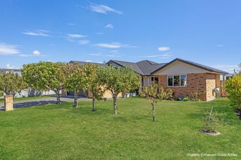 Photo of property in 9 Magnolia Rise, Waipahihi, Taupo, 3330