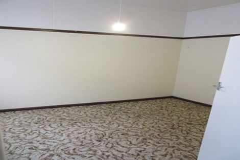 Photo of property in 94 Russell Terrace, Berhampore, Wellington, 6023