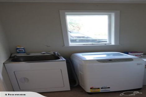 Photo of property in 101 Selwyn Crescent, Forrest Hill, Auckland, 0620