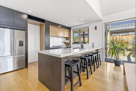 Photo of property in 22 Robrosa Street, Wanaka, 9305