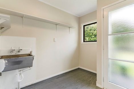 Photo of property in 18 Reinga Place, Massey, Auckland, 0614